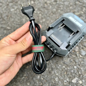 sạc pin dekton m21-s20pro